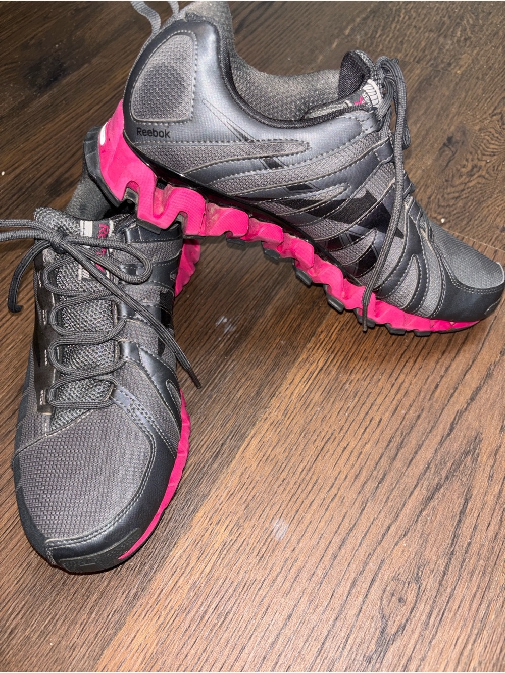 Reebok Women's Gray Athletic Sneakers with Pink Accents